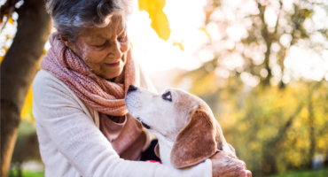 L’incredibile beneficio degli animali domestici sugli anziani